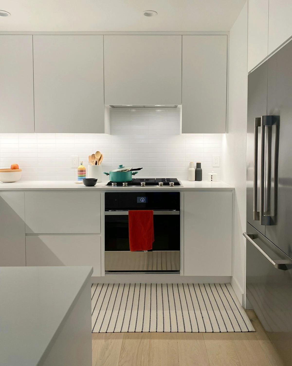 Kitchen Planning Tips: Understanding Shaker Cabinets Online